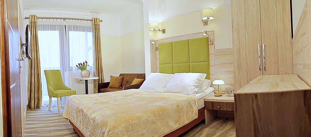 Hotel Willa Zlota Karwia Exteriér fotografie